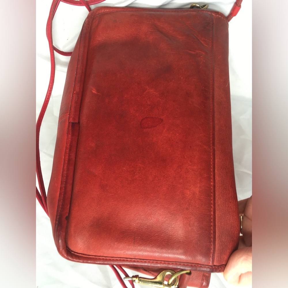 COACH Vintage Leather Flap TurnLock Messenger Shoulder Handbag Red NYC USA Small - Picture 4 of 16